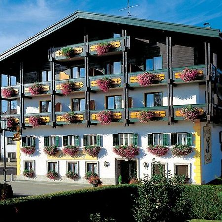 Tirolerhof Hotel Sankt Georgen im Attergau Luaran gambar